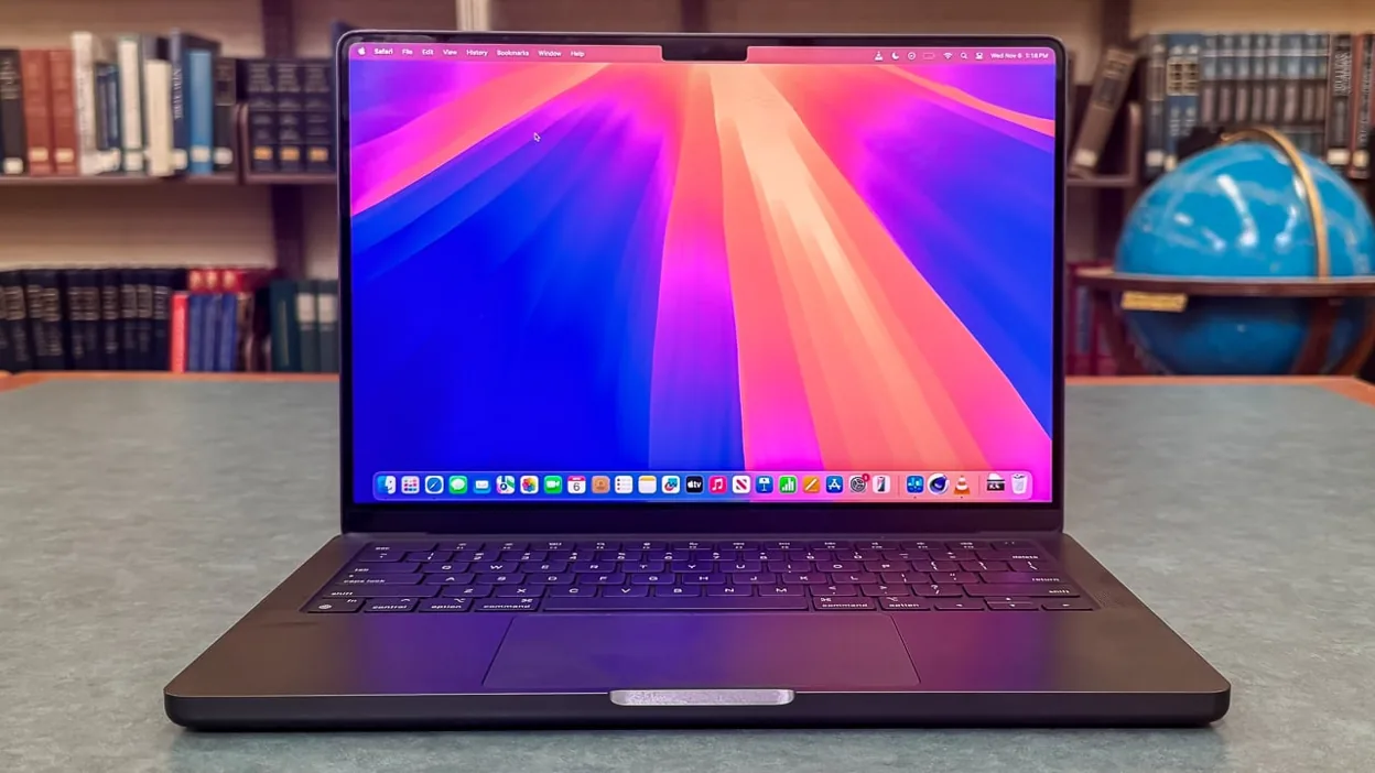 Apple MacBook Pro M4