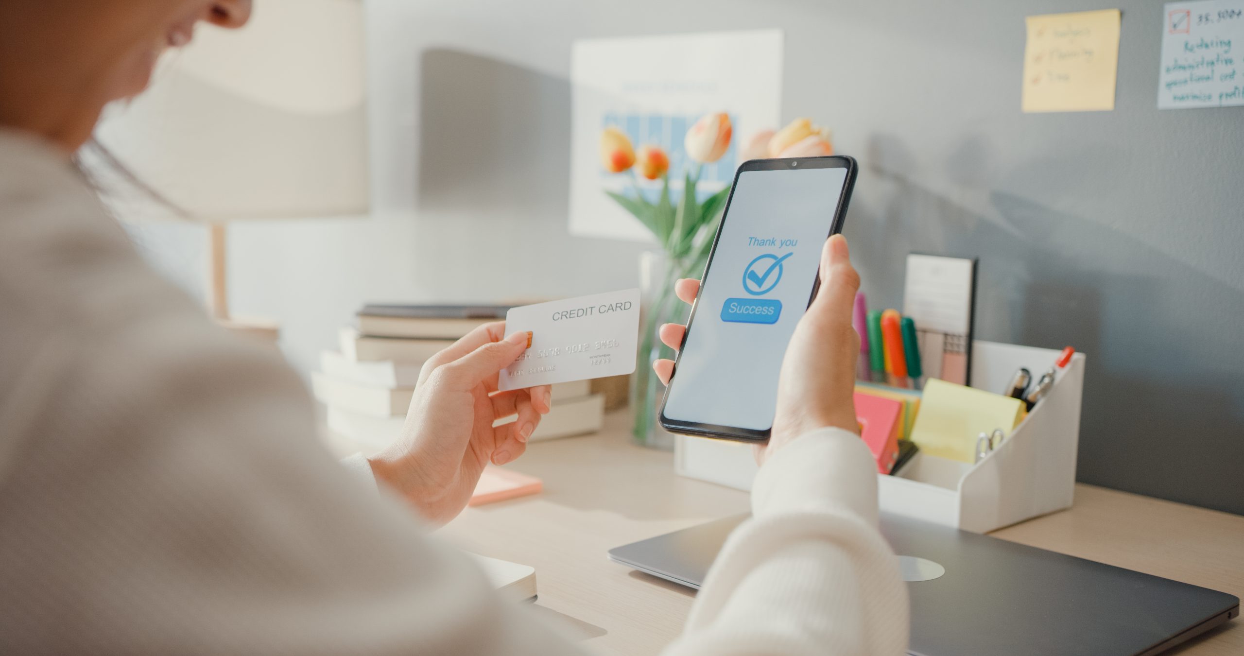 Digital payment confirmation on smartphone